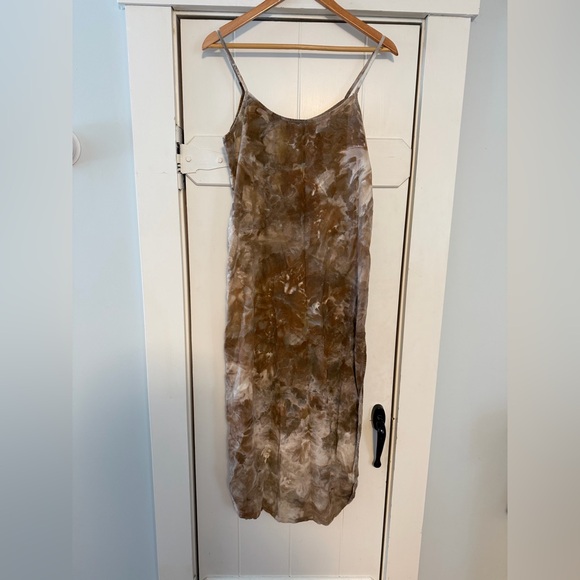 Sueño Made Silk Noil Brown Tie-Dye Slip Dress - Picture 5 of 8